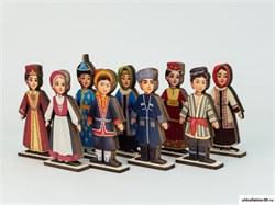 «Народы России» коллекция разборных кукол в национальных костюмах высотой 15 см. А297